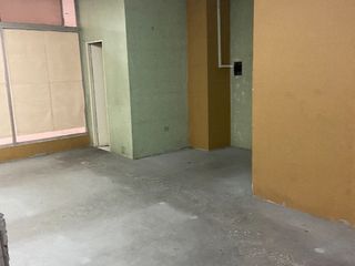 Foto 9 de Venta  local comercial CCNU cerca de la plataforma centro norte Quito
