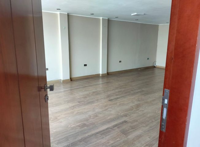 Departamento en Venta en Los Olivos - Widok 6