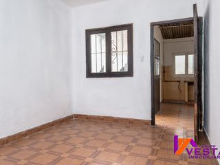 Foto 12 de Avenida Obispo Romero-casa-venta-macrocentro