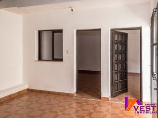 Foto 25 de Avenida Obispo Romero-casa-venta-macrocentro