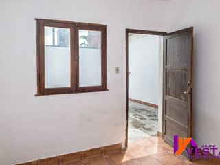 Foto 10 de Avenida Obispo Romero-casa-venta-macrocentro