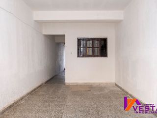 Foto 14 de Avenida Obispo Romero-casa-venta-macrocentro