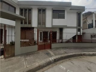 Foto 3 de ALQUILO DEPARTAMENTO SEMIAMOBLADO NORTE GUAYAQUIL