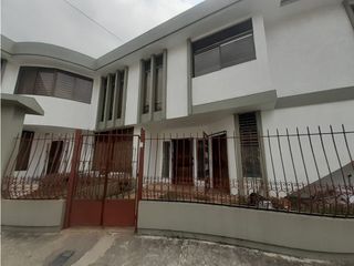 Foto 2 de ALQUILO DEPARTAMENTO SEMIAMOBLADO NORTE GUAYAQUIL