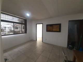 Foto 5 de ALQUILO DEPARTAMENTO SEMIAMOBLADO NORTE GUAYAQUIL