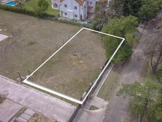 Terreno en la calle Ricchieri  - Don Torcuato