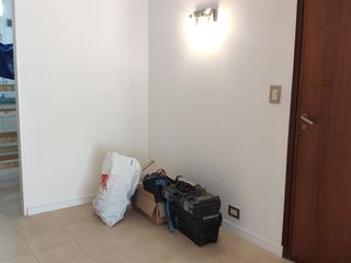 DEPARTAMENTO 2 DORMITORIOS. COCHERA. RECICLADO. PARAGUAY Y CÓRDOBA