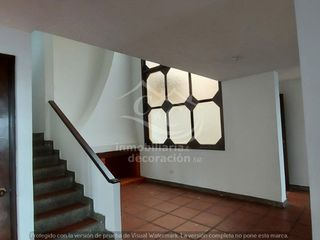 EN ALQUILER CASA SUPER AMPLIA BARRIO LOMAS DE CARTAGENA