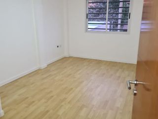 Dúplex en venta de 4 ambientes en San Vicente Centro