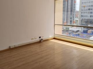 Foto 3 de oficina en venta en centro internacional. Cod V4828