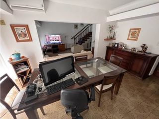 Foto 6 de Chalet 4 ambientes con dependencia y quincho