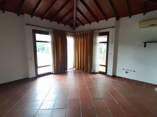 Foto 5 de casa en arriendo en trapiches ii. Cod A11058