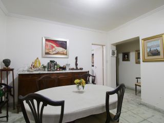 VENTA DE CASA 4 AMBIENTES LOTE PROPIO EN PARQUE CHAS