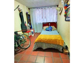 Se vende Casa ubicada en el barrio Santander 230 mt2