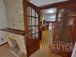 Foto 4 de Chalet en Venta en Quilmes Residencial