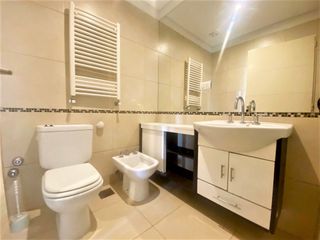 Dpto 2 dorm c/cochera en venta Torres de la Costa