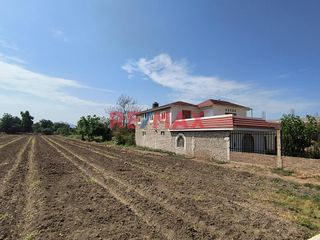 Foto 5 de 🌱 ¡OPORTUNIDAD ÚNICA PARA INVERSIONISTAS! 🌾

Se vende exclusivo terreno agrícola en la próspera zona de Viru, Virú, perfecto para desarrollar tu pro