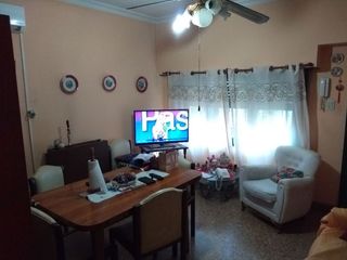 Foto 4 de Casa PH en venta en Banfield Oeste