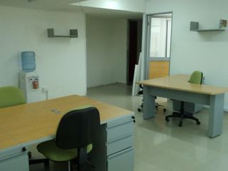 Foto 1 de oficina en venta en altos del prado (norte). Cod V86