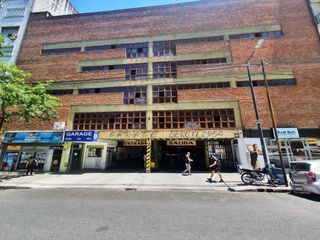 RESERVADA!!!! Cochera cubierta y fija  / Seguridad 24 hs