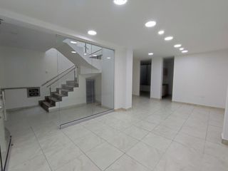 Foto 2 de oficina en arriendo en latino. Cod A17332