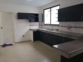 Foto 11 de ALQUILER DE CASA AMOBLADA DE 3 HABITACIONES CON PISCINA