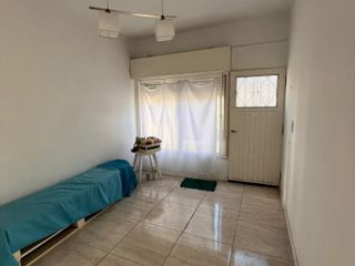 Departamento en venta de 1 dormitorio c/ cochera en Castelar