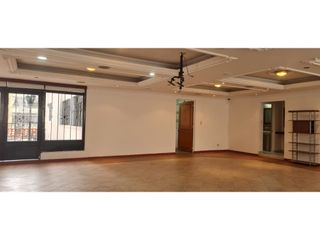 ARRIENDO CASA PARA USO MIXTO UBICADA EN CHAPINERO GRAN OPORTUNIDAD