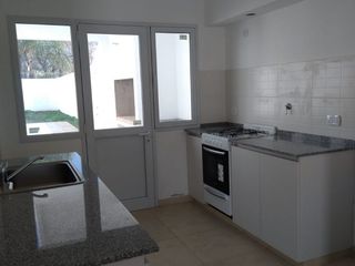 Foto 8 de VENTA DE CASA EN Lobos