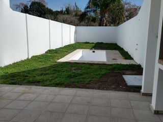 Foto 4 de VENTA DE CASA EN Lobos