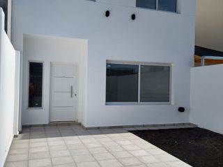 Foto 3 de VENTA DE CASA EN Lobos
