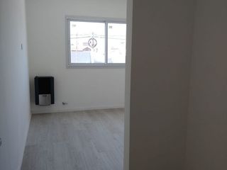 Foto 16 de VENTA DE CASA EN Lobos
