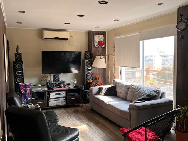 VENTA-4 AMBIENTES-PISO DUPLEX-VILLA URQUIZA-BALCON