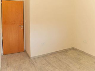 PH en venta - 1 Dormitorio 1 Baño - Cochera - 54mts2 - La Plata