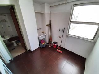 Departamento venta -3 dormitorios -3 baños -120mts2 totales- La Plata