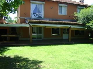 Foto 3 de Chalet en venta en Acacias Blancas