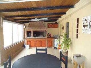 Foto 11 de Matienzo, impecable propiedad con pileta +departamento. NUEVO PRECIO PROXIMA A SER APPTA CREDITO BANCOR