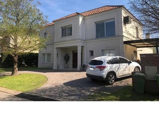 Foto 4 de Casa en Ayres Plaza