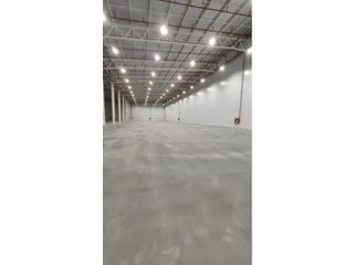 Foto 3 de VIA A DAULE -EN PARQUE LOGSTICO BODEGA EN ALQUILER 8092 M2