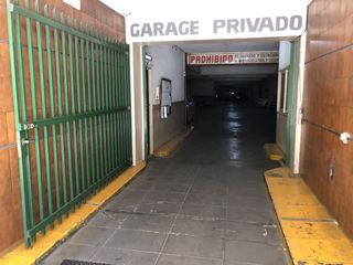 Cochera en Barrio Norte