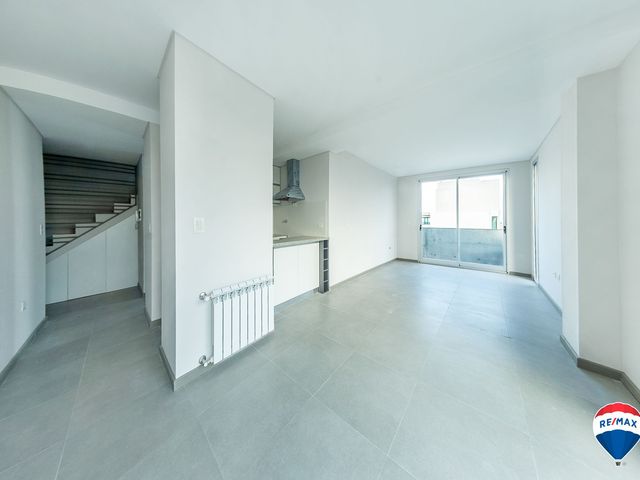 VENTA DEPARTAMENTO 3 AMBIENTES ESCOBAR TERRAZA