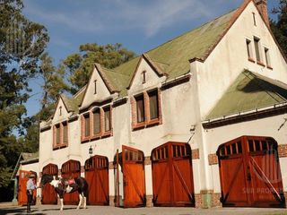 Lote de 3706m2 con vista a la cancha de Polo en  Estancia Villa Maria