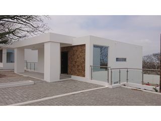 Foto 7 de Venta de terrenos en Costa del Este Urb. Club & Resort Manta-Jaramijo.