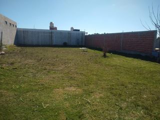 Terreno en venta - 672Mts2 - Los Hornos, La Plata