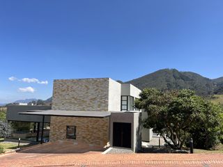 Foto 2 de casa en arriendo en macadamia del rio. Cod A8408297
