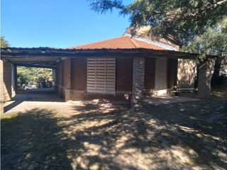 Foto 2 de VENTA DE CASA MAS DOS CABAÑAS EN SAN ANTONIO| FL