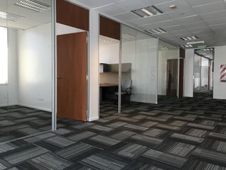 Oficina en alquiler -Edificio Puerto Leon
