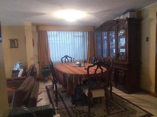 Foto 12 de Vendo Casa  en el Mejor Sector Comercial de La Floresta No Patrimoniada