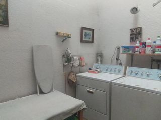 Foto 9 de Vendo Casa  en el Mejor Sector Comercial de La Floresta No Patrimoniada