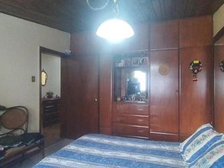 Foto 16 de Vendo Casa  en el Mejor Sector Comercial de La Floresta No Patrimoniada